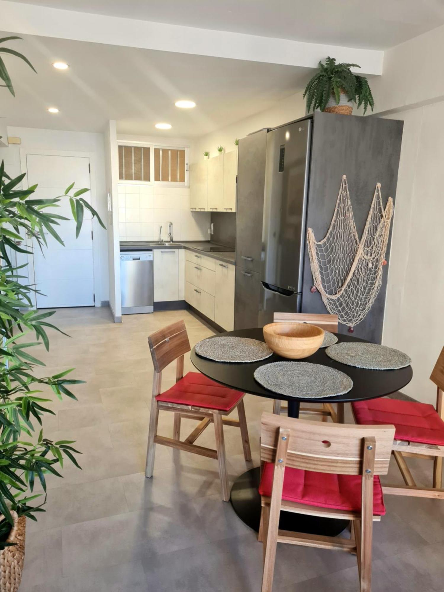 Apartamento Mediterraneo Tranquilo Y Familiar Lägenhet Valencia Exteriör bild