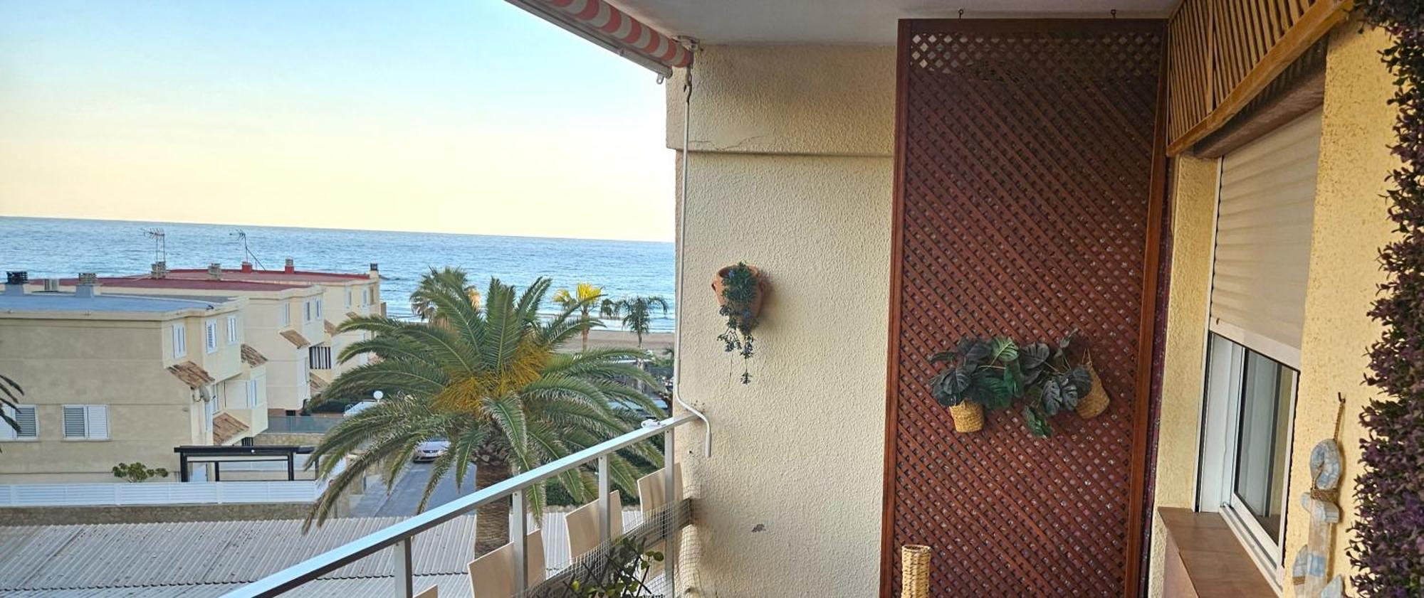 Apartamento Mediterraneo Tranquilo Y Familiar Lägenhet Valencia Exteriör bild