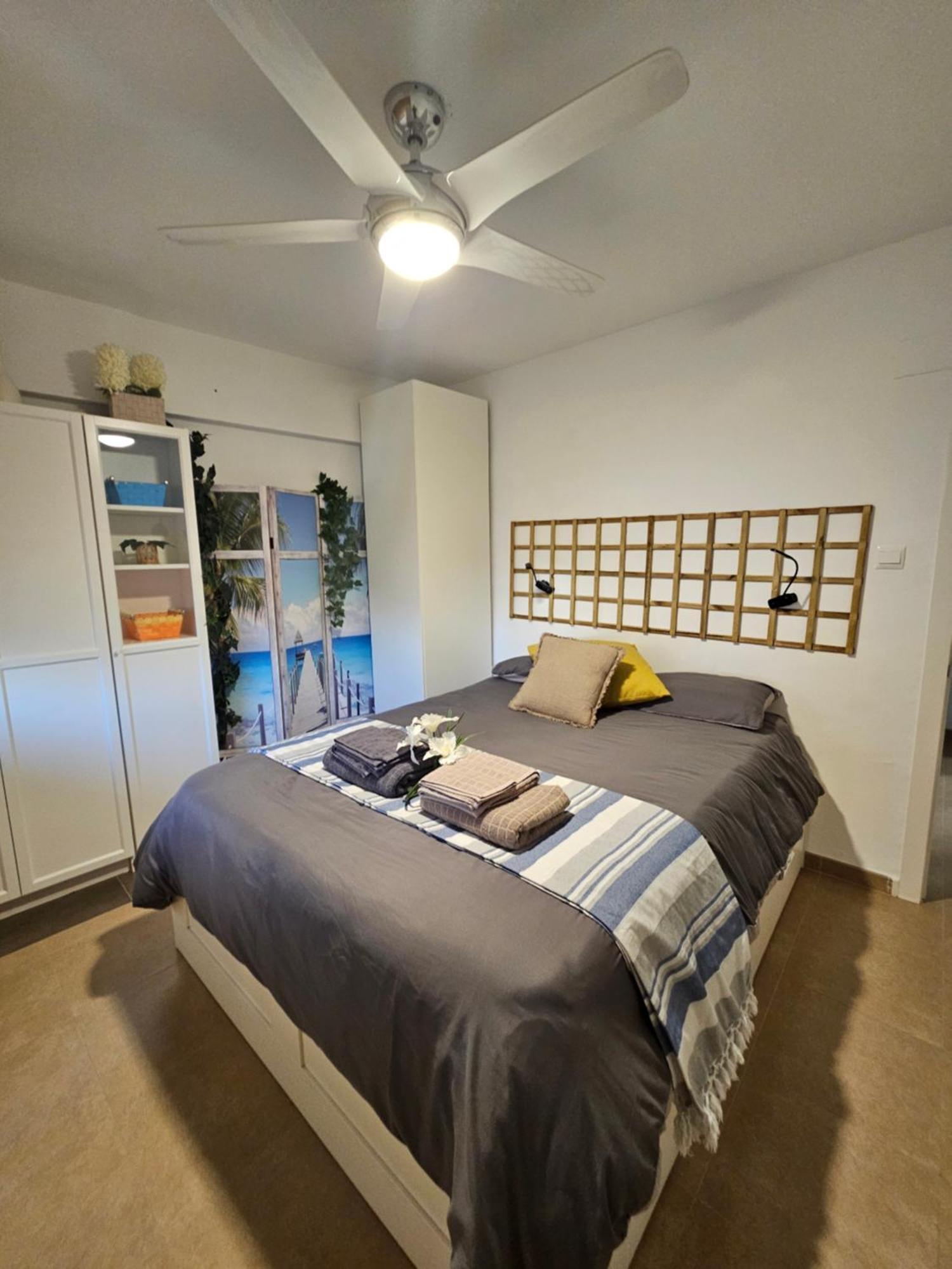 Apartamento Mediterraneo Tranquilo Y Familiar Lägenhet Valencia Exteriör bild