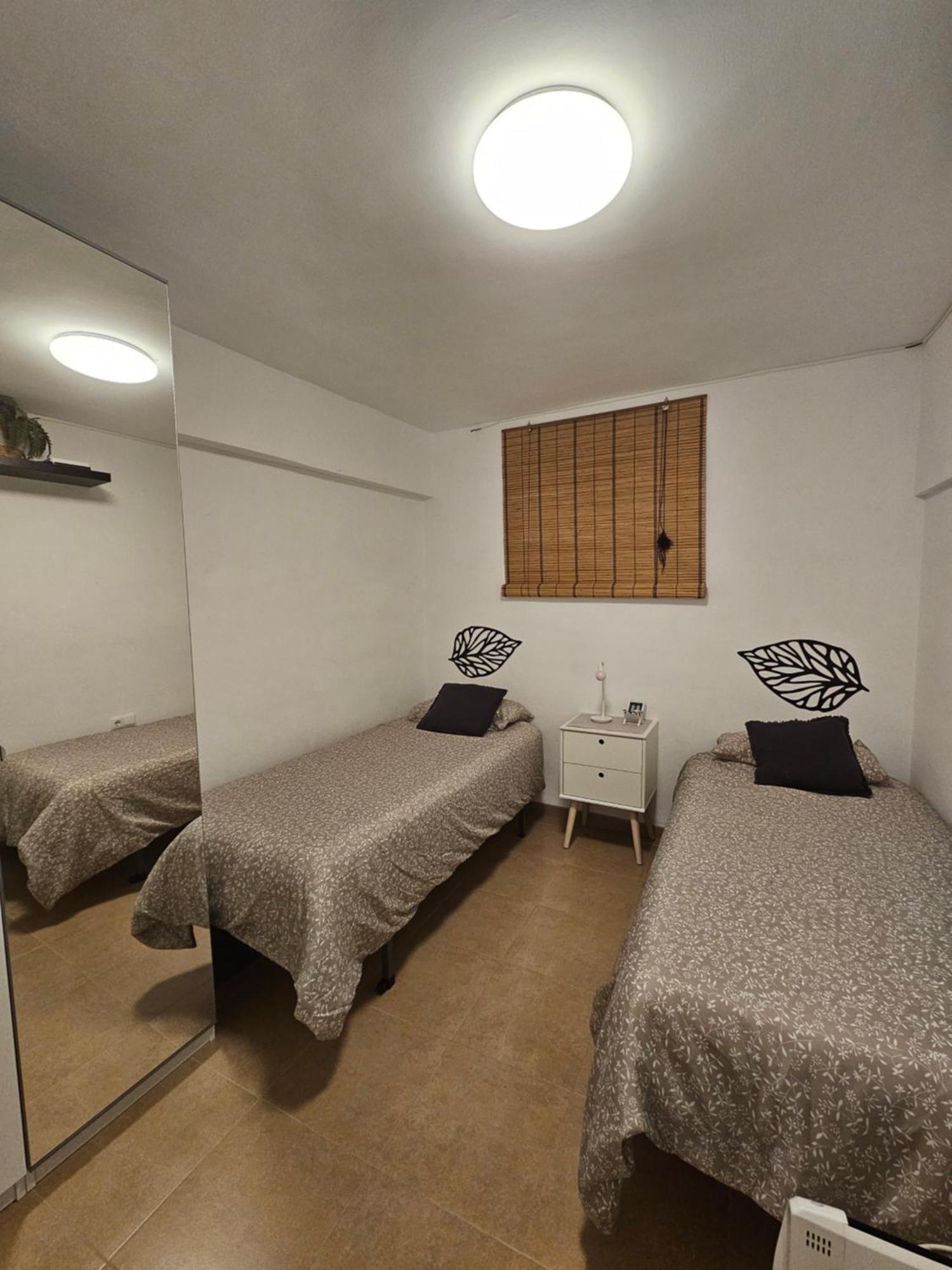 Apartamento Mediterraneo Tranquilo Y Familiar Lägenhet Valencia Exteriör bild